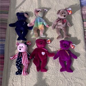 Lot of Beanie Babies - please see description